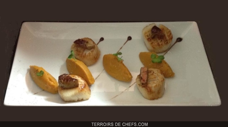 http://www.terroirsdechefs.com/var/terroirsdechefs/storage/images/galerie/galeries-photos/recettes/de-chefs/autres/duo-de-saint-jacques-au-foie-gras/129272-1-fre-FR/Duo-de-Saint-Jacques-au-foie-gras_zoom.jpg