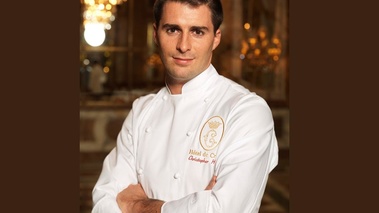 Le chef Christopher Hache du restaurant les Ambassadeurs de l’hôtel de Crillon à Paris  