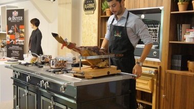 Haute Cuisine Paris 2011- stand de la maison la Cornue  