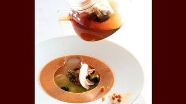 Consommé de champignons