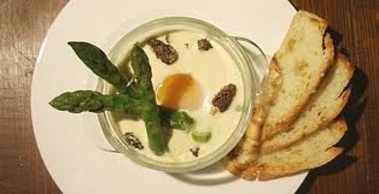 Oeuf cocotte aux morilles