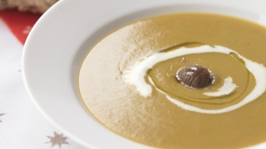 Soupe aux châtaignes et au Mont d'Or