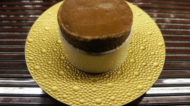 L'acajou de Jean Imbert Soufflé au chocolat.