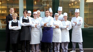 L'équipe de la pâtisserie Sébastien Gaudard   