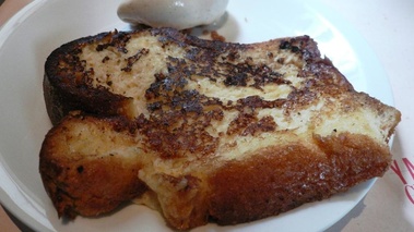 Brioche facon pain perdu et sa glace vanille du Terroir Parisien